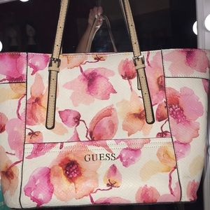 Guess floral tote